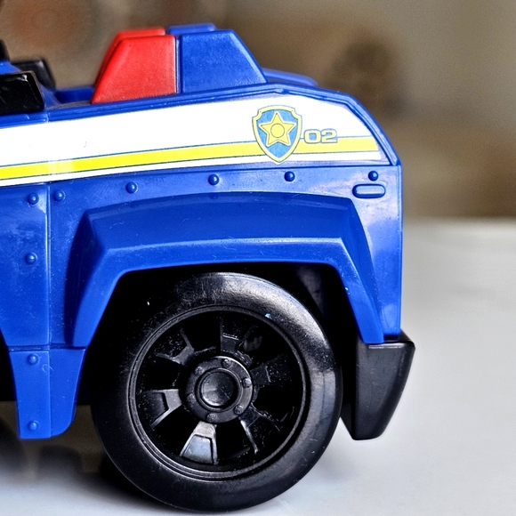 Spin Master Paw Patrol Rescue Racer Chase Dog Police Car Fixed Figure - Picture 7 of 11